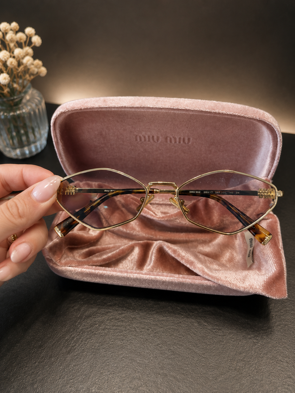 Miu Miu Sonnenbrille in Violett/Gold