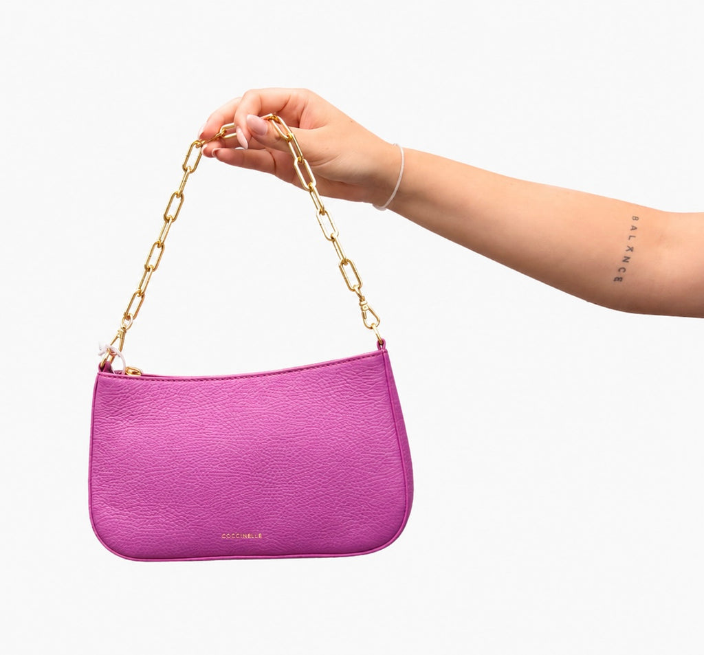 Coccinelle Dahlia Handtasche aus genarbtem Leder